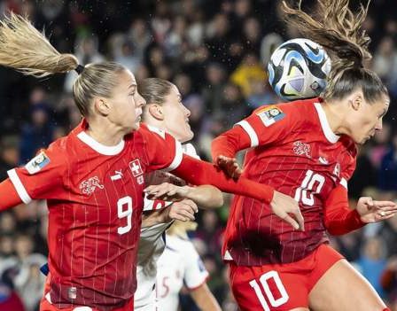 Suisse 0-0 Norvège : La Norvège, anciennement vainqueur de l'épreuve, risque d'être éliminée prématurément 13 Suisse 0-0 Norvège : La Norvège, anciennement vainqueur de l'épreuve, risque d'être éliminée prématurément - 12