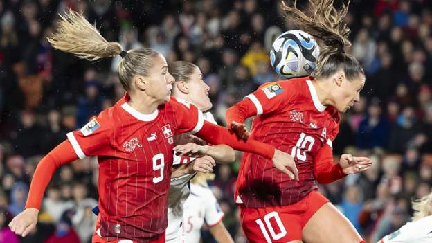 Suisse 0-0 Norvège : La Norvège, anciennement vainqueur de l'épreuve, risque d'être éliminée prématurément 4 Suisse 0-0 Norvège : La Norvège, anciennement vainqueur de l'épreuve, risque d'être éliminée prématurément - 3