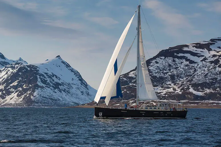 Vous pouvez naviguer de l'Écosse à la Norvège à bord d'un yacht de luxe.