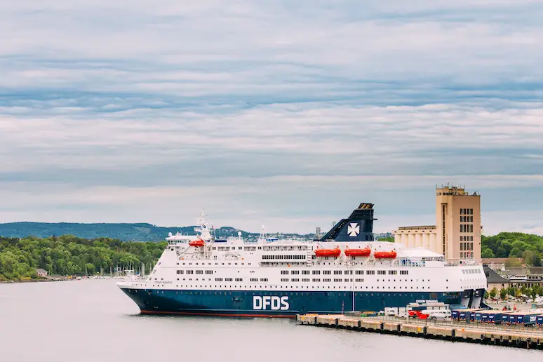 Prendre le ferry du Royaume-Uni vers la Norvège 42 Navires DFDS à quai à Oslo, Norvège