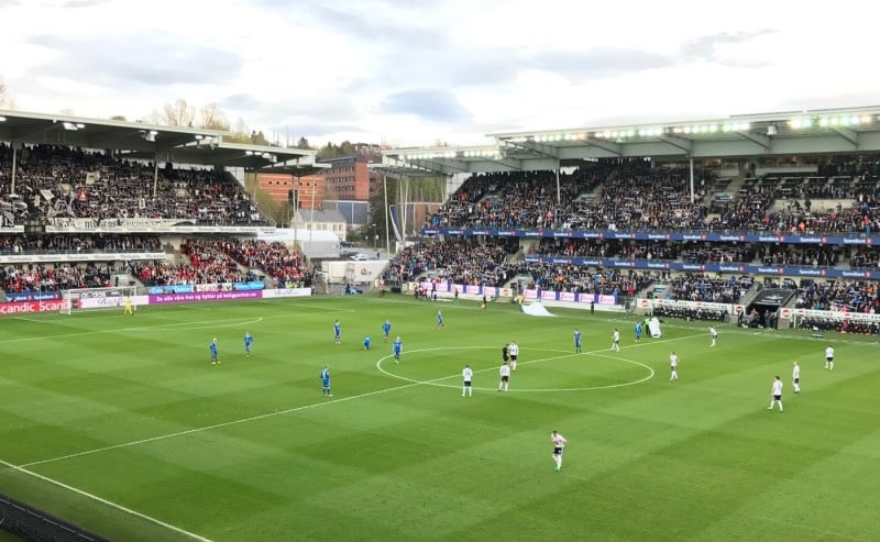 27 choses à faire à Trondheim, Norvège 70 Match au stade Lerkendal de Rosenborg à Trondheim