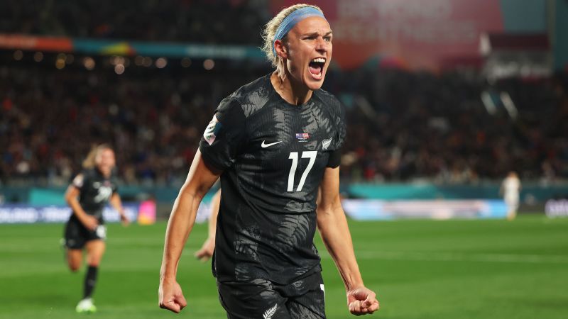 La Nouvelle-Zélande remporte son premier match de Coupe du Monde Féminine contre la Norvège grâce à un but de Hannah Wilkinson. 4 La Nouvelle-Zélande remporte son premier match de Coupe du Monde Féminine contre la Norvège grâce à un but de Hannah Wilkinson. - 3