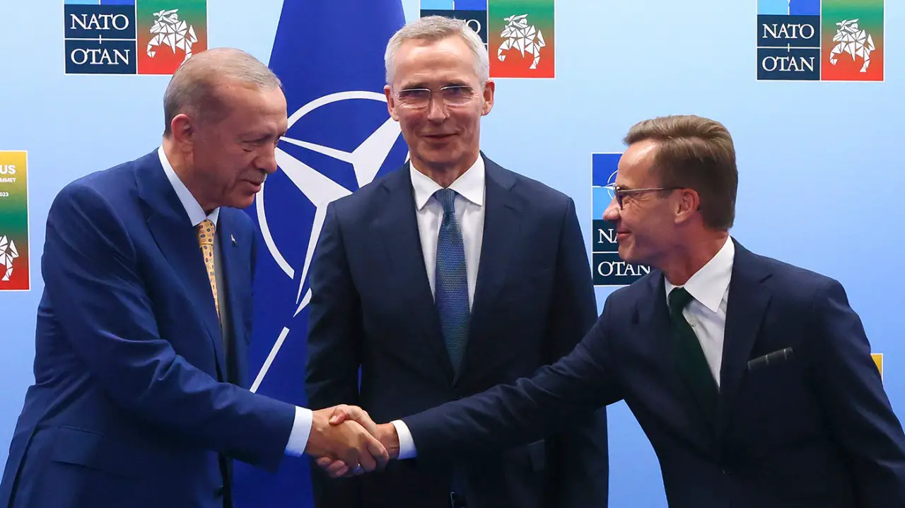 Le monde a une dette de reconnaissance envers Jens Stoltenberg et la Norvège 4 Le monde a une dette de reconnaissance envers Jens Stoltenberg et la Norvège - 3