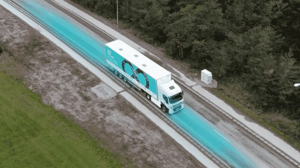 Une entreprise israélienne va construire des routes de recharge sans fil en France et en Norvège 24 Une entreprise israélienne va construire des routes de recharge sans fil en France et en Norvège - 23