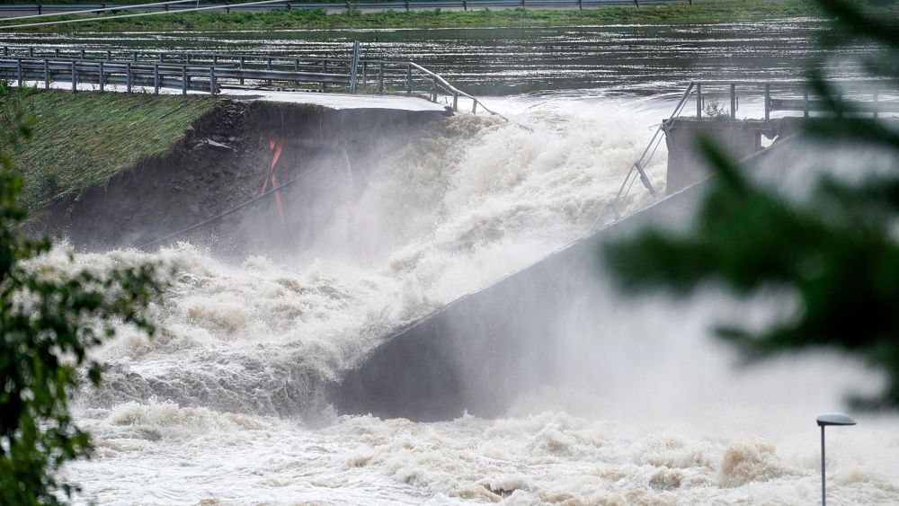 Conditions météorologiques extrêmes en Europe : La Norvège envisage de nouvelles évacuations, incendies de forêt au Portugal, canicule en Espagne 12 Conditions météorologiques extrêmes en Europe : La Norvège envisage de nouvelles évacuations, incendies de forêt au Portugal, canicule en Espagne - 11