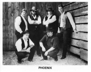 Des tournées nationales à la fabrication artisanale d'armoires, un Norvégien découvre qu'il n'y a pas d'endroit où l'on puisse se sentir comme chez soi. 74 Des tournées nationales à la fabrication artisanale d'armoires, un Norvégien découvre qu'il n'y a pas d'endroit où l'on puisse se sentir comme chez soi. - 73