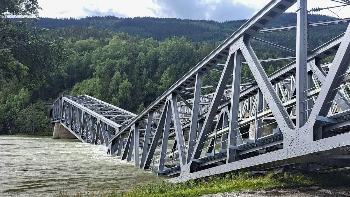 Fermeture d'une ligne ferroviaire en Norvège suite à l'effondrement d'un pont 4 Fermeture d'une ligne ferroviaire en Norvège suite à l'effondrement d'un pont - 3