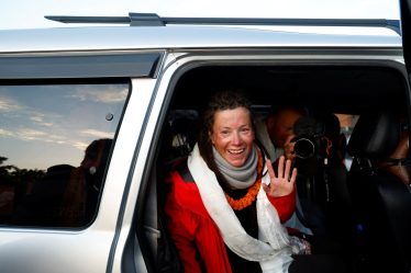 Pourquoi l'alpiniste norvégien qui a battu le record du monde est confronté à des réactions négatives après la mort d'un sherpa | Explainer News - 21