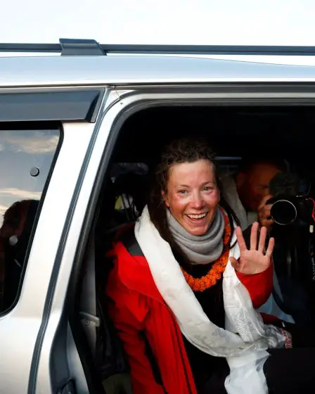Pourquoi l'alpiniste norvégien qui a battu le record du monde est confronté à des réactions négatives après la mort d'un sherpa | Explainer News - 26