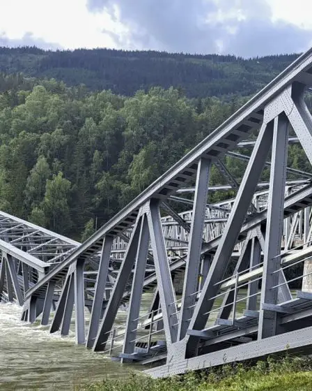Un pont ferroviaire s'effondre dans le sud-est de la Norvège après les pluies torrentielles de la semaine dernière - 7