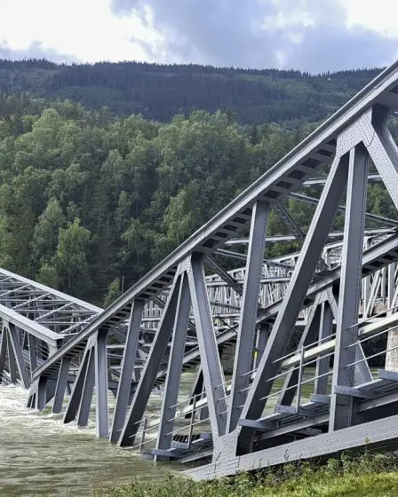 Un pont ferroviaire s'effondre dans le sud-est de la Norvège après les pluies torrentielles de la semaine dernière - 1