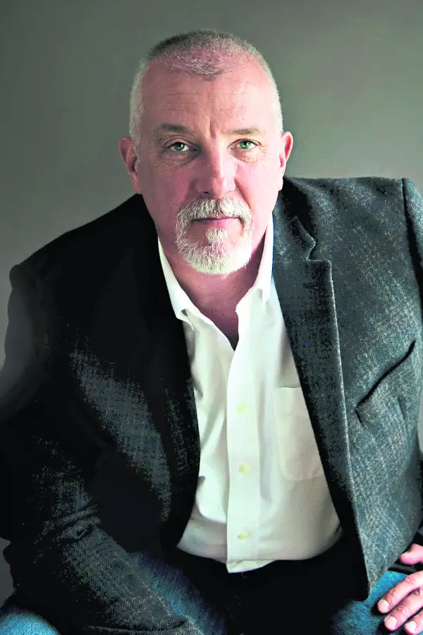 Bruce Robert Coffin, écrivain du Maine, conférencier à la bibliothèque de Norvège 10 Bruce Robert Coffin, écrivain du Maine, conférencier à la bibliothèque de Norvège - 9