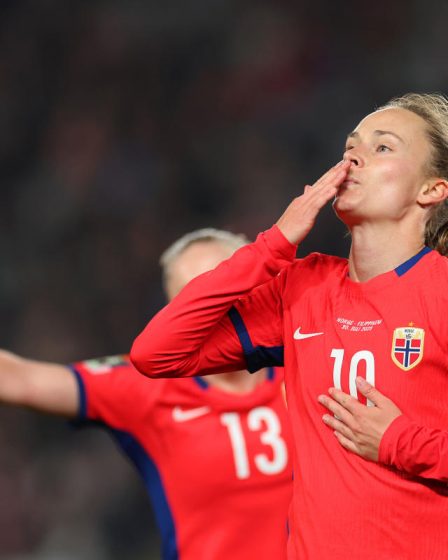 Avec deux des plus beaux buts de la Coupe du monde, la Norvège se débarrasse de ses démons et se qualifie pour les huitièmes de finale. - 1