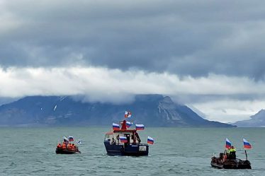 Un diplomate russe a organisé une parade navale dans l'archipel norvégien de Svalbard - 64