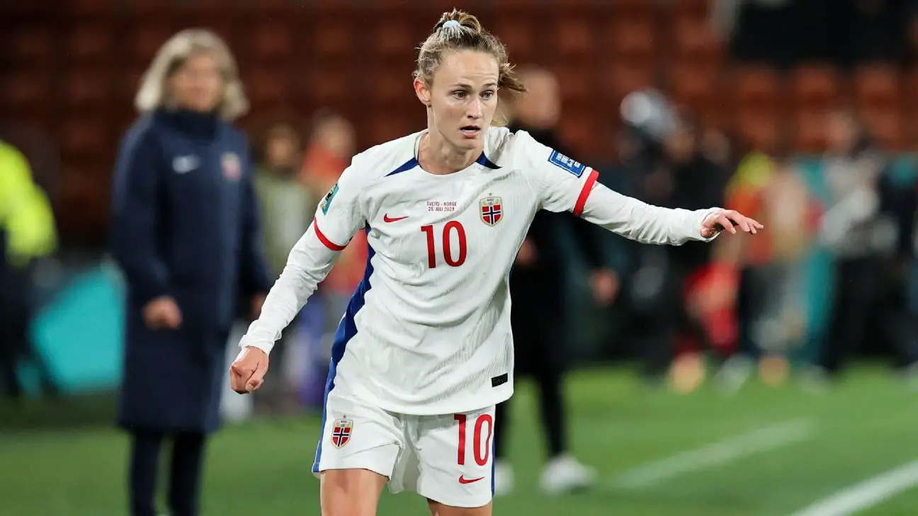 Graham Hansen s'excuse auprès de l'entraîneur norvégien pour sa colère 4 Graham Hansen s'excuse auprès de l'entraîneur norvégien pour sa colère - 3