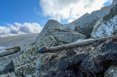 Une flèche ancienne figure parmi les objets émergeant de la fonte des glaces en Norvège - 18