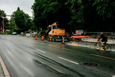 Plus de 5 000 places de stationnement. Piste cyclable de 153 km. - 20