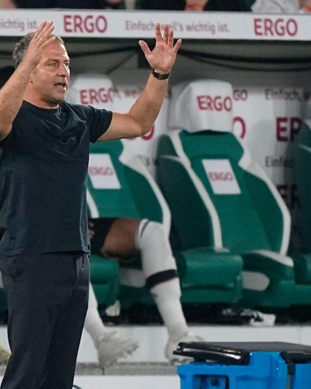 Crise du football allemand devant le CE à domicile : - Assez M. Flick ! 14 Crise du football allemand devant le CE à domicile : - Assez M. Flick ! - 13