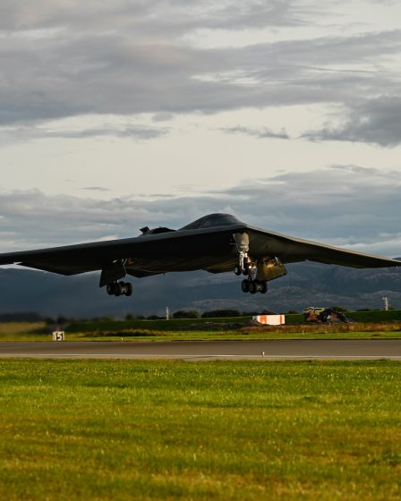 Le B-2 Spirit effectue un ravitaillement historique en fosse chaude en Norvège > U.S. Air Forces in Europe & Air Forces Africa > Affichage de l'article - 35