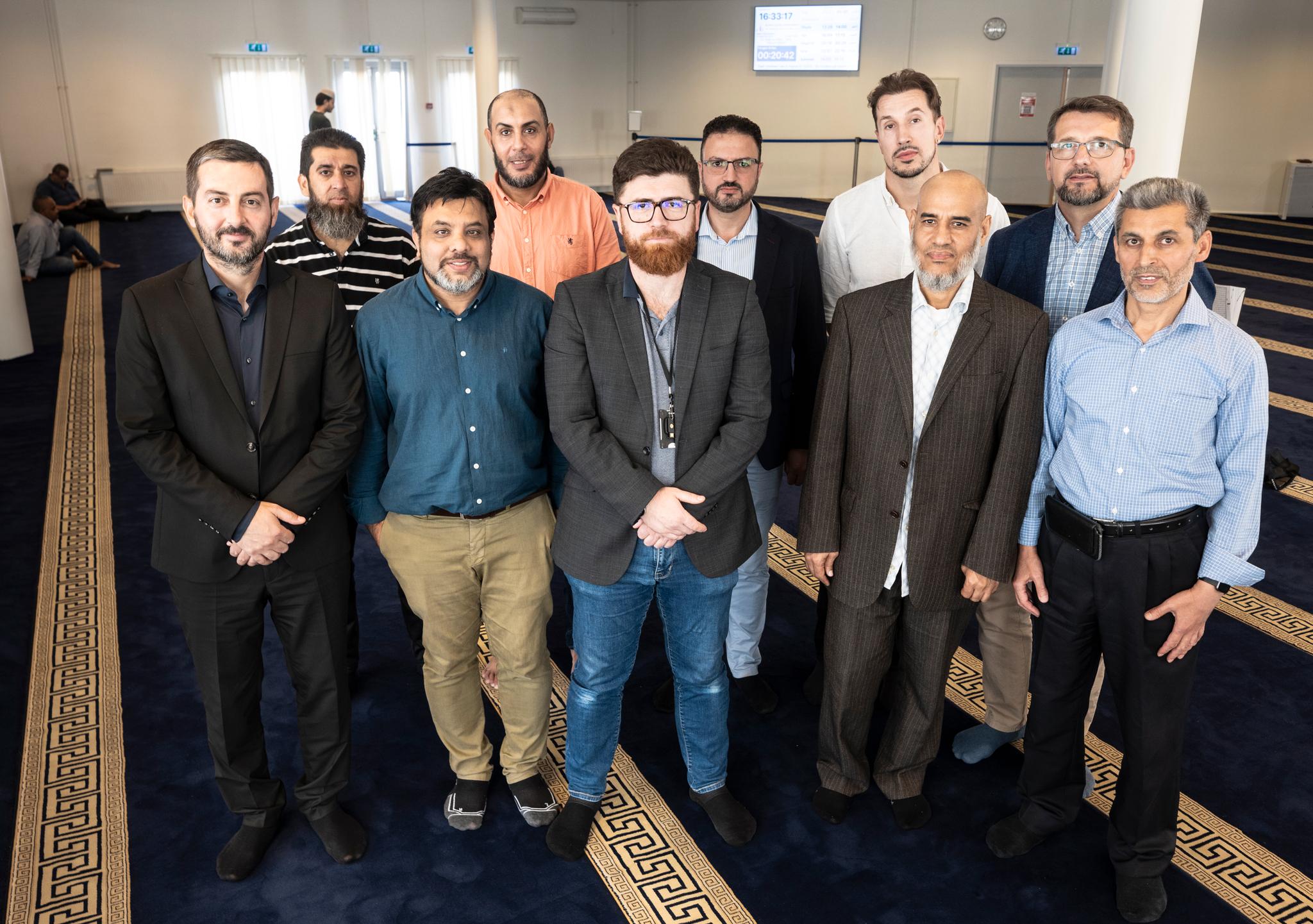 Les imams d'Oslo mènent une campagne de vote pendant la prière du vendredi - 5