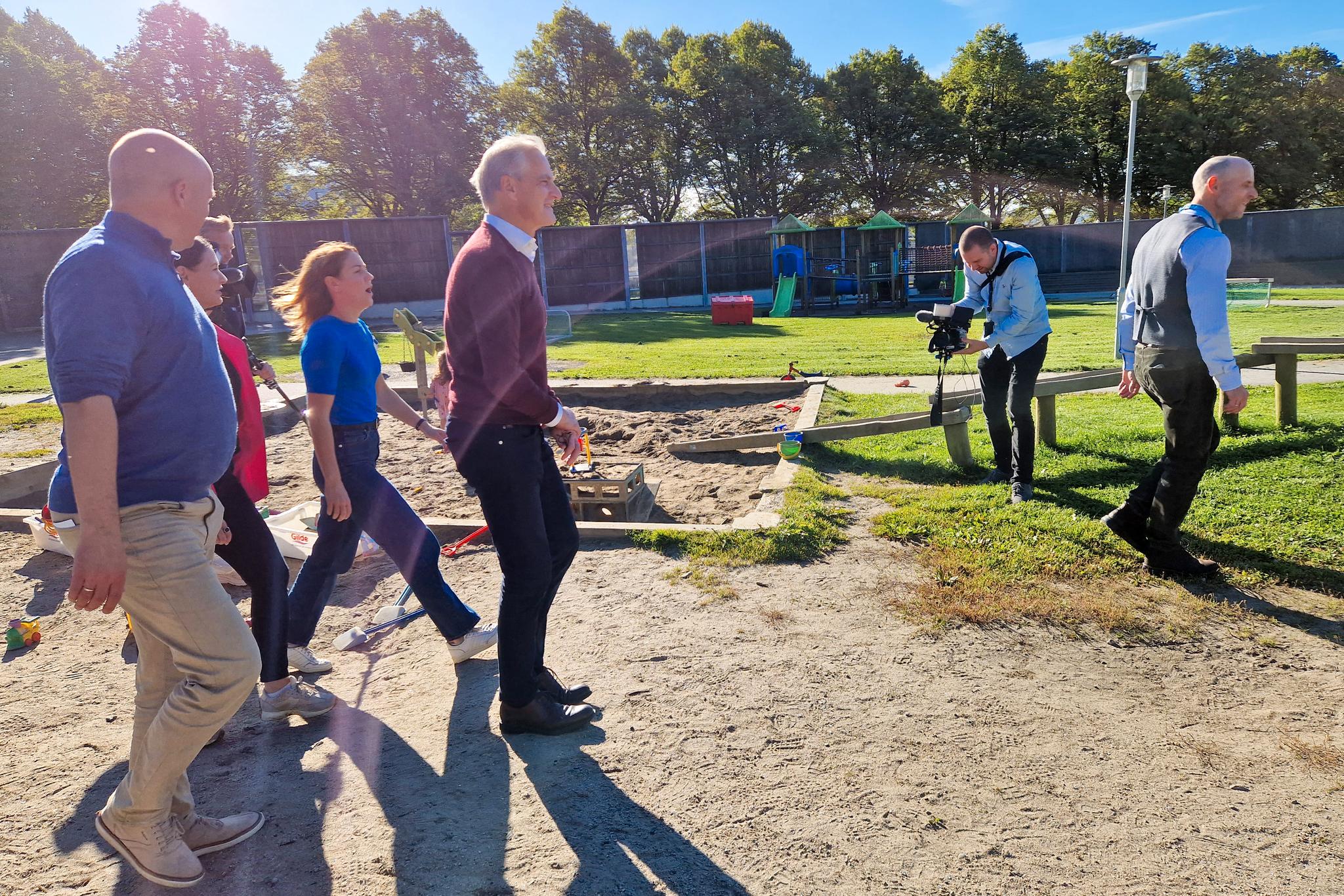 Le gouvernement réduit les prix des jardins d'enfants à 2 000 NOK par mois 8 Le gouvernement réduit les prix des jardins d'enfants à 2 000 NOK par mois - 7