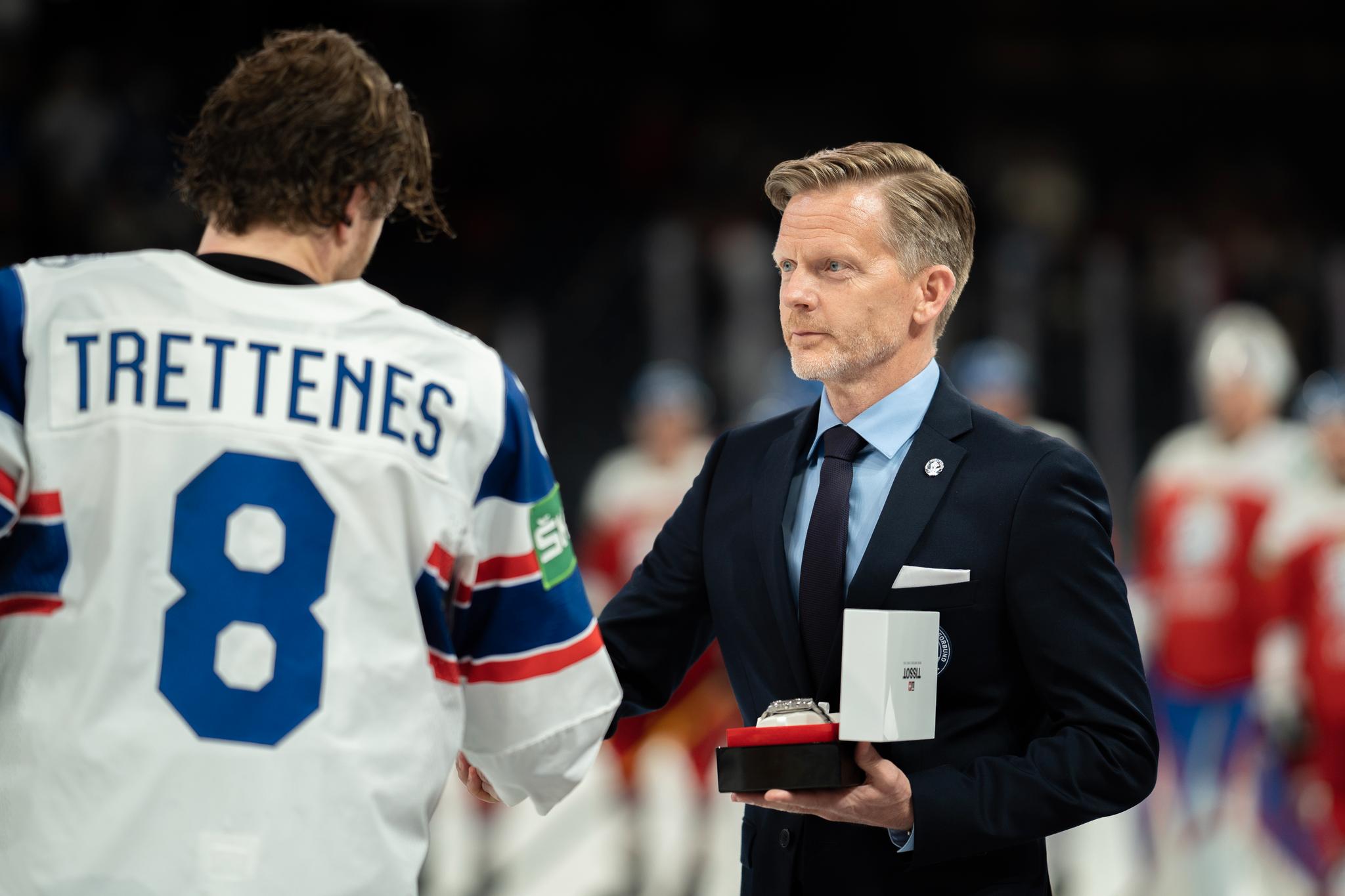 L'association de hockey sur glace est massacrée après la sortie d'Eide : - Très amateur 8 L'association de hockey sur glace est massacrée après la sortie d'Eide : - Très amateur - 7