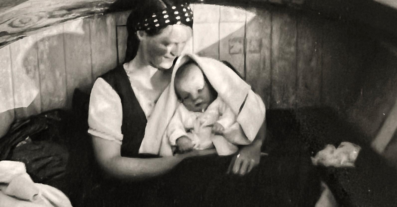 Thor, un an, est devenu le plus jeune marin de guerre de Norvège 4 Thor, un an, est devenu le plus jeune marin de guerre de Norvège - 3