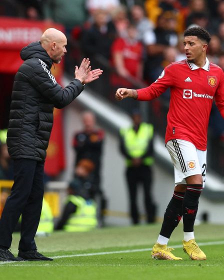 - Il peut devenir très mal à l'aise 19 - Il peut devenir très mal à l'aise - 18