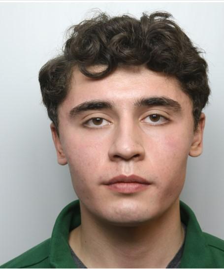 Un suspect terroriste évadé de prison en uniforme de chef arrêté à Londres 8 Un suspect terroriste évadé de prison en uniforme de chef arrêté à Londres - 7