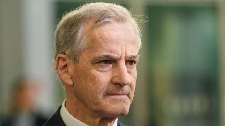 Jonas Gahr Støre assiste à un sommet de l'OTAN en 2022. Photo : Gints Ivuskans / Shutterstock.com.