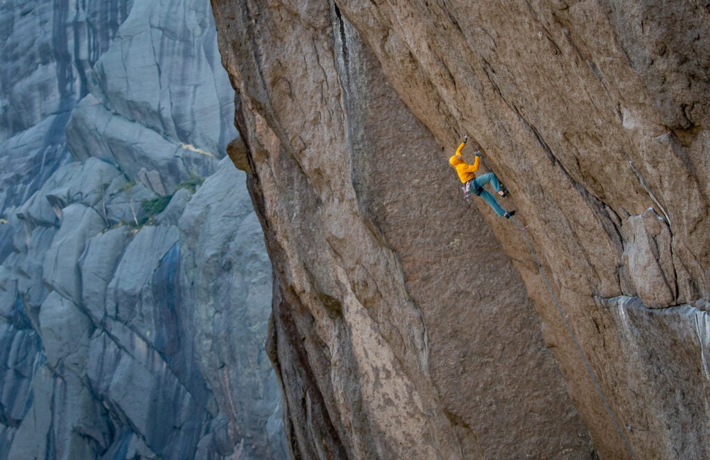 Pete Whittaker escalade un nouveau 5.14 Trad en Norvège 4 Pete Whittaker escalade un nouveau 5.14 Trad en Norvège - 3