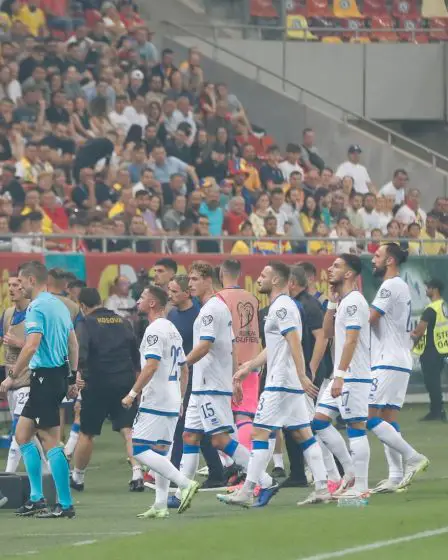 Le match entre la Roumanie et le Kosovo a été arrêté après une dispute dans les tribunes - 34