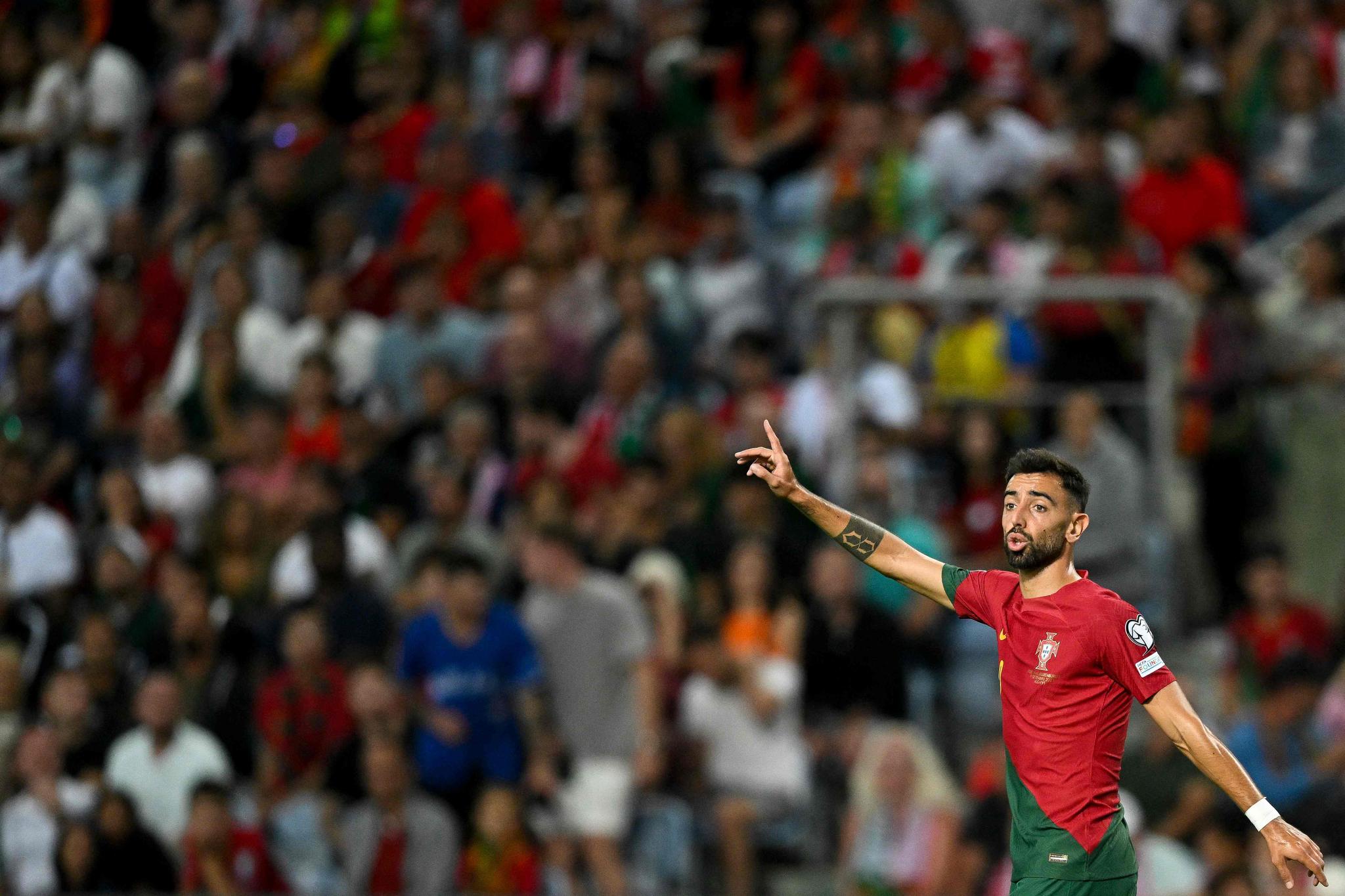 Bruno Fernandes a embelli ses statistiques sauvages en équipe nationale - Le Portugal a écrasé le Luxembourg 8 Bruno Fernandes a embelli ses statistiques sauvages en équipe nationale - Le Portugal a écrasé le Luxembourg - 7