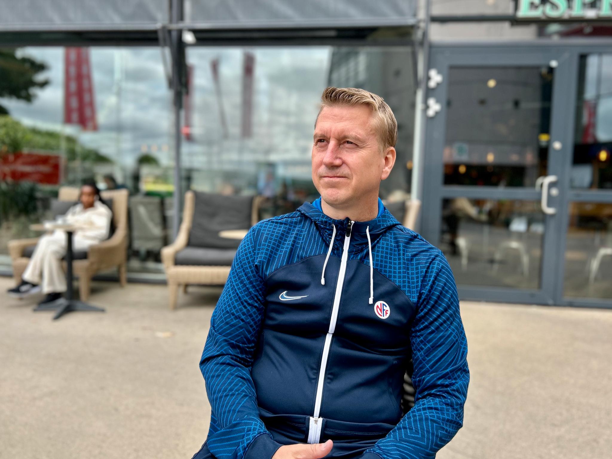 Le manager de l'équipe nationale estime qu'il peut facilement être mal compris : - Alors les gens font des erreurs 8 Le manager de l'équipe nationale estime qu'il peut facilement être mal compris : - Alors les gens font des erreurs - 7