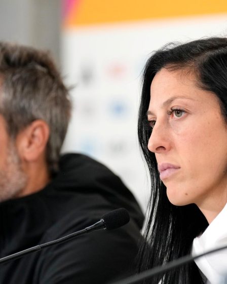 Jennifer Hermoso poursuit le président du football Luis Rubiales après le baiser de la Coupe du monde - 28