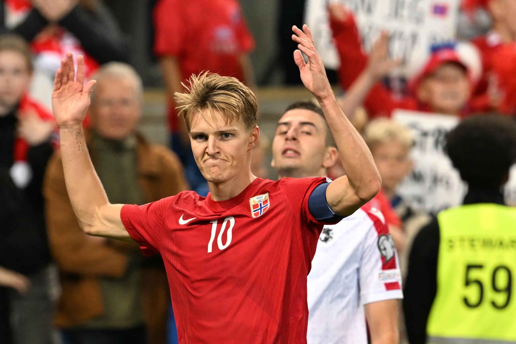 - Les gens devraient prendre un petit bol 4 - Les gens devraient prendre un petit bol - 3