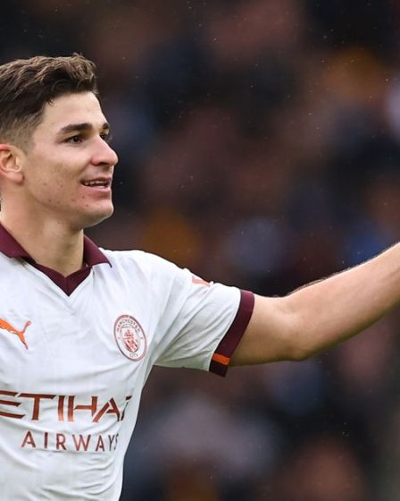 Julian Alvarez et Pep Guardiola ont engendré un dilemme de sélection à Manchester City - Daniel Murphy - 1