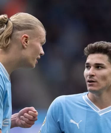Matheus Nunes débute mais Julian Alvarez est absent dans l'équipe préférée des supporters de Man City contre les Young Boys - 13