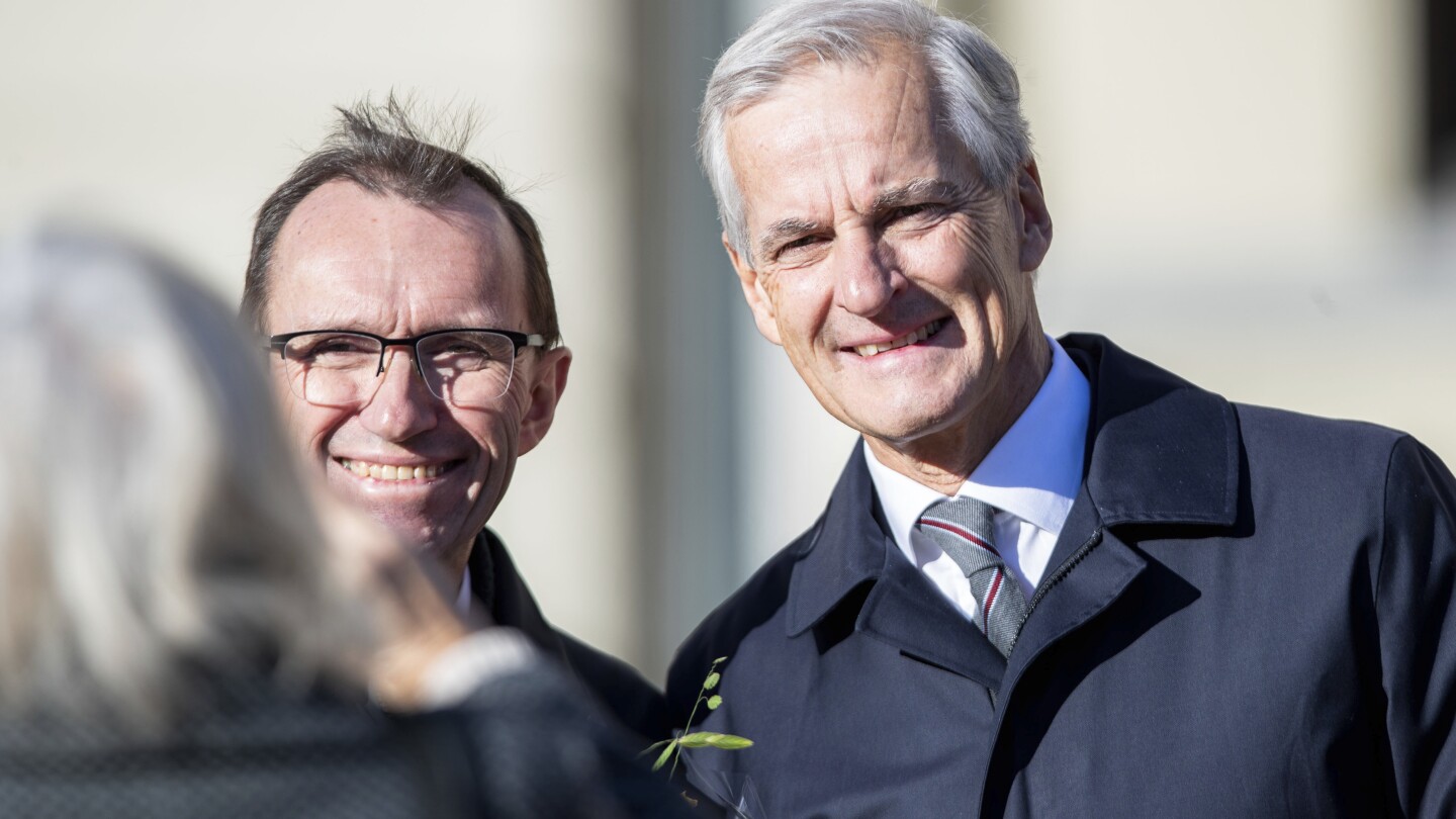 Le premier ministre norvégien procède à un remaniement ministériel après la perte des élections locales du mois dernier. 4 Le premier ministre norvégien procède à un remaniement ministériel après la perte des élections locales du mois dernier. - 3