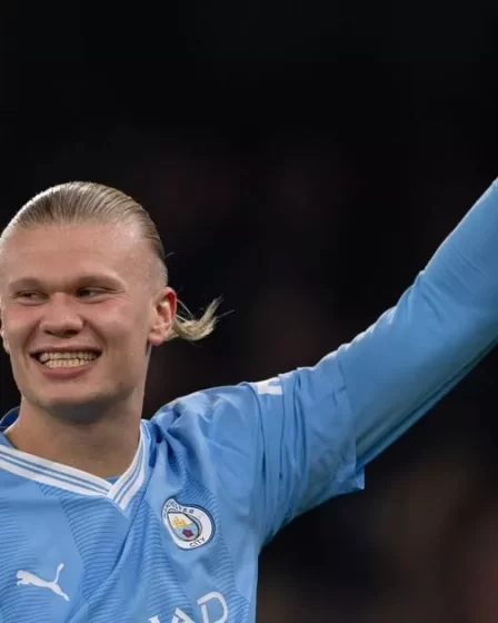Erling Haaland remporte le titre de joueur de football de l'année 2023 des supporters de Man City lors de l'annonce du vote national 10 Erling Haaland remporte le titre de joueur de football de l'année 2023 des supporters de Man City lors de l'annonce du vote national - 9