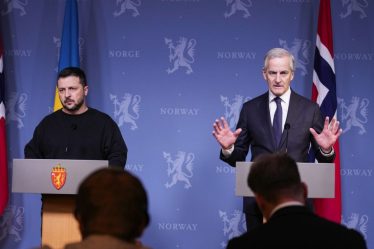 L'Ukraine "ne peut pas gagner sans aide", déclare Zelenskyy aux dirigeants des pays nordiques lors de sa visite à Oslo - 10