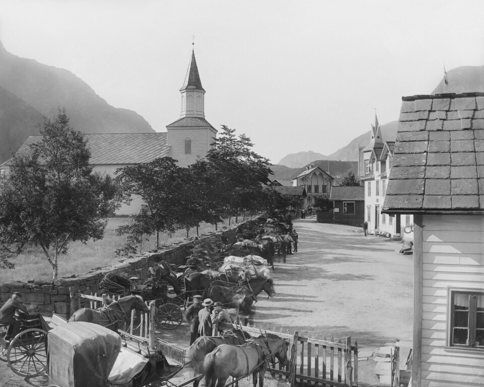 Les touristes européens ont subi un choc culturel lorsqu'ils sont arrivés en Norvège dans les années 1800. 49 Les touristes européens ont subi un choc culturel lorsqu'ils sont arrivés en Norvège dans les années 1800. - 48