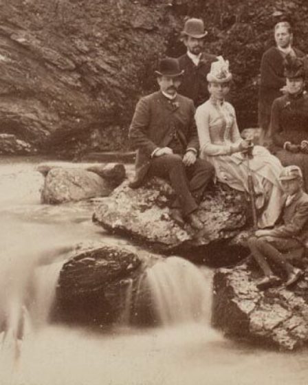 Les touristes européens ont subi un choc culturel lorsqu'ils sont arrivés en Norvège dans les années 1800. 2 Les touristes européens ont subi un choc culturel lorsqu'ils sont arrivés en Norvège dans les années 1800. - 1