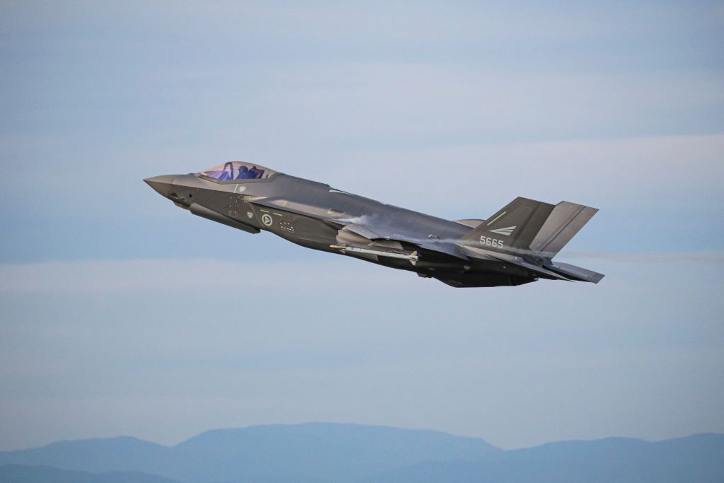 La Norvège déploie des avions de combat pour intercepter les bombardiers russes - 15