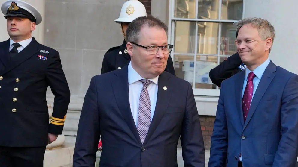 Le Royaume-Uni envoie deux chasseurs de mines en Ukraine, alors que la Grande-Bretagne et la Norvège cherchent à renforcer la marine de Kiev en mer Noire. 4 Le Royaume-Uni envoie deux chasseurs de mines en Ukraine, alors que la Grande-Bretagne et la Norvège cherchent à renforcer la marine de Kiev en mer Noire. - 3