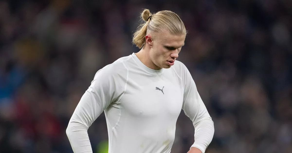 "Volé" - Les supporters de Man City outrés par la décision étrange d'Erling Haaland lors des The Best FIFA Awards 4 "Volé" - Les supporters de Man City outrés par la décision étrange d'Erling Haaland lors des The Best FIFA Awards - 3