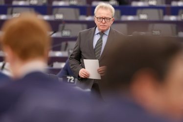 L'approbation controversée de l'exploitation minière en eaux profondes par la Norvège divise le Parlement européen - 18