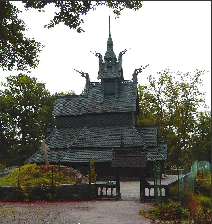 StavKirker : Découvrez les églises médiévales en bois de Norvège 19 StavKirker : Explorez les églises médiévales en bois de Norvège - Image 6 de 6