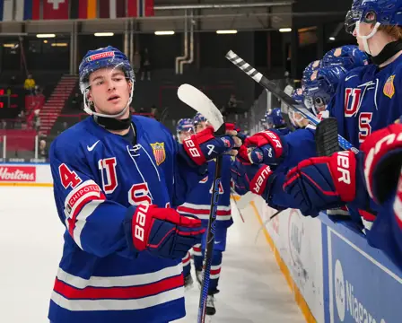 Les Etats-Unis battent la Norvège, 4-1, en ouverture du tournoi mondial junior 5 Les Etats-Unis battent la Norvège, 4-1, en ouverture du tournoi mondial junior - 4