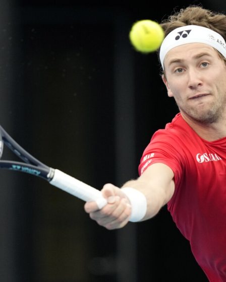 Zverev mène l'Allemagne à la victoire contre l'Italie à la United Cup. Les Pays-Bas, la Chine et la Pologne s'imposent également 5 Zverev mène l'Allemagne à la victoire contre l'Italie à la United Cup. Les Pays-Bas, la Chine et la Pologne s'imposent également - 4